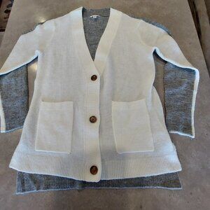VIGOSS Women's White/Grey Colorblock Button Down Cardigan w/Pockets - Size Small